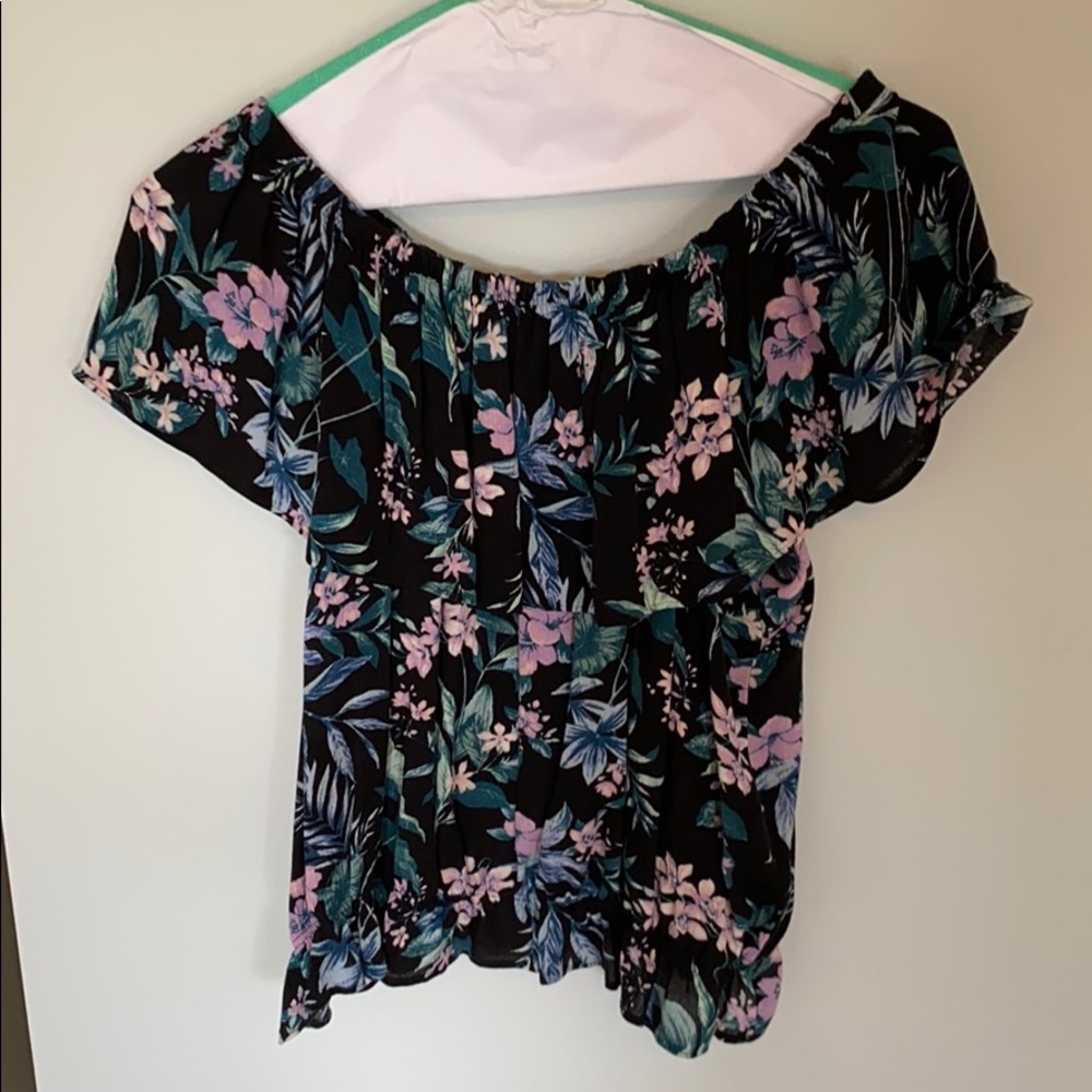 American eagle off the shoulder top